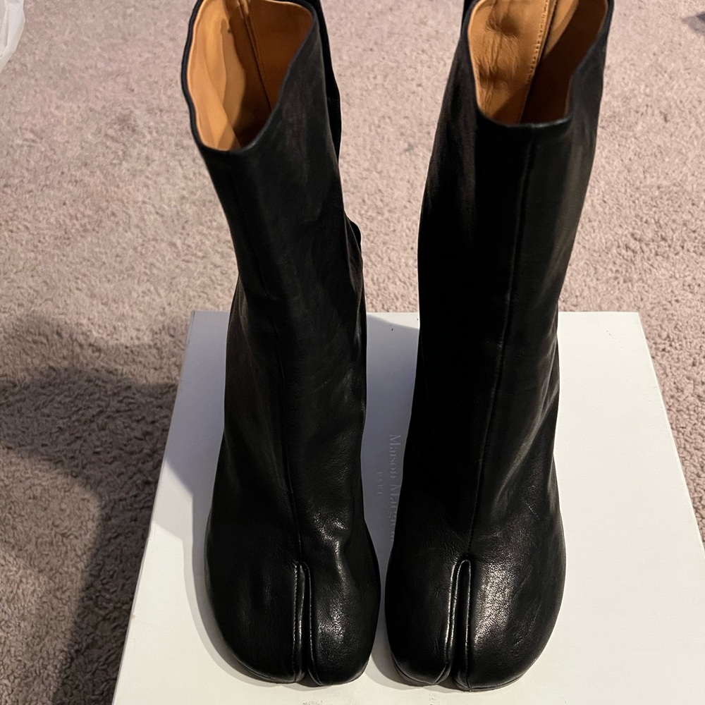 Maison Margiela Tabi boo EUC Women SZ 39.5